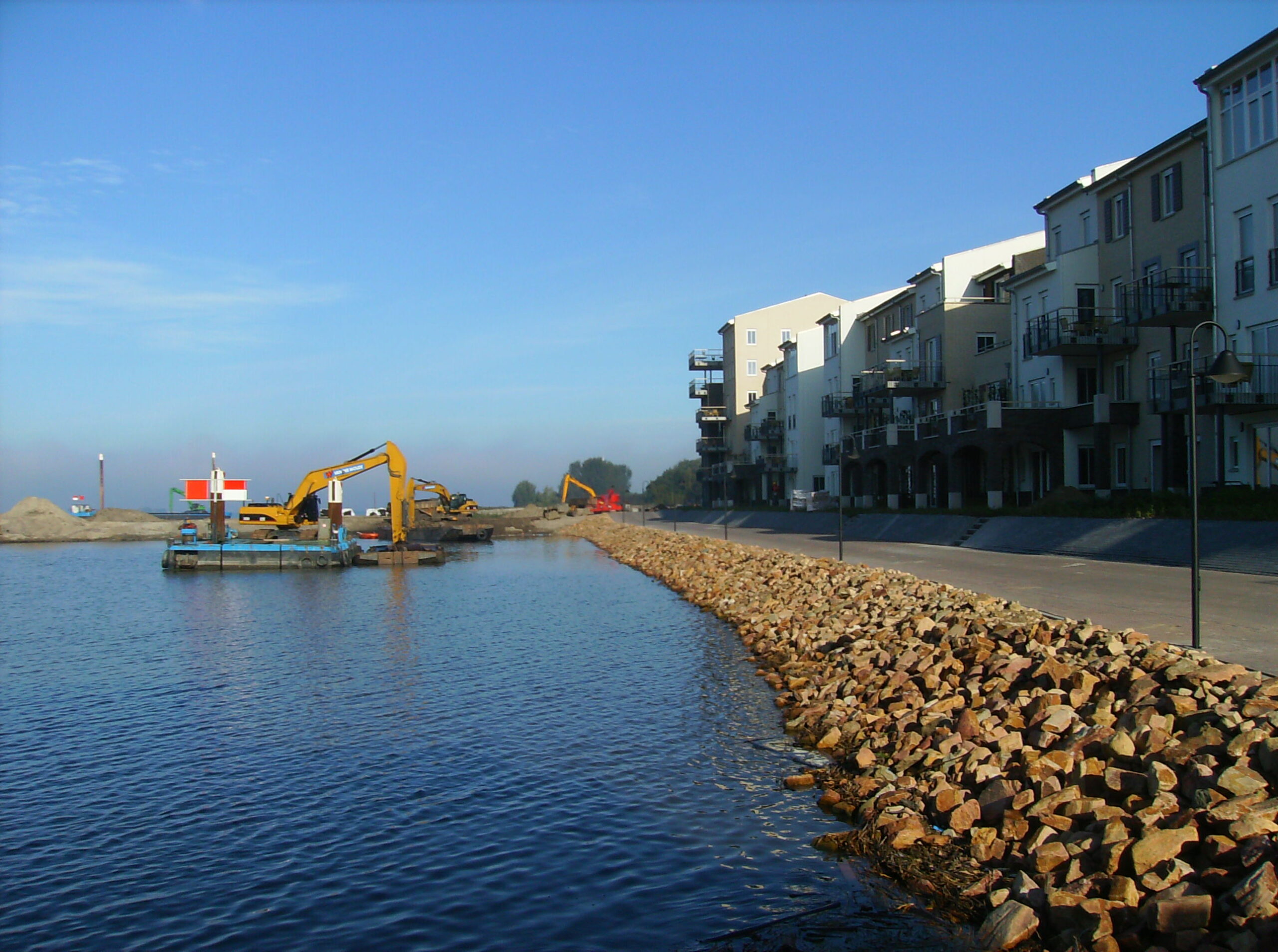 grauwacke waterbouwsteen – Gedreven in weg en waterbouw